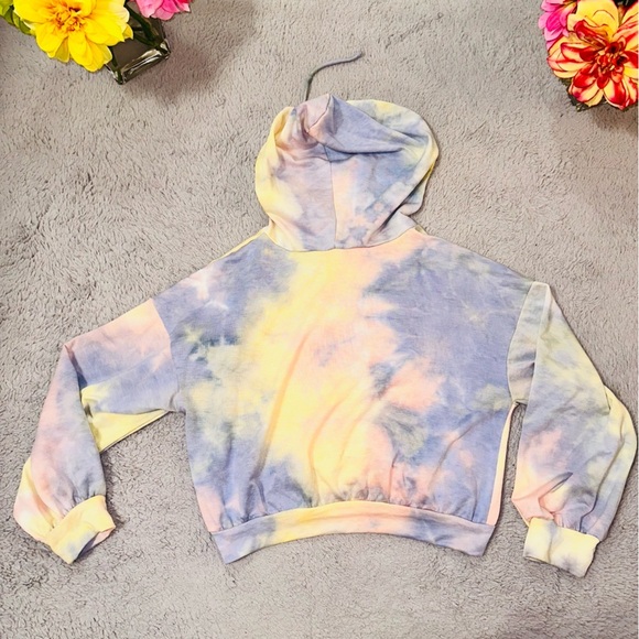 Tie dye twist front crop hoodie - Picture 7 of 8